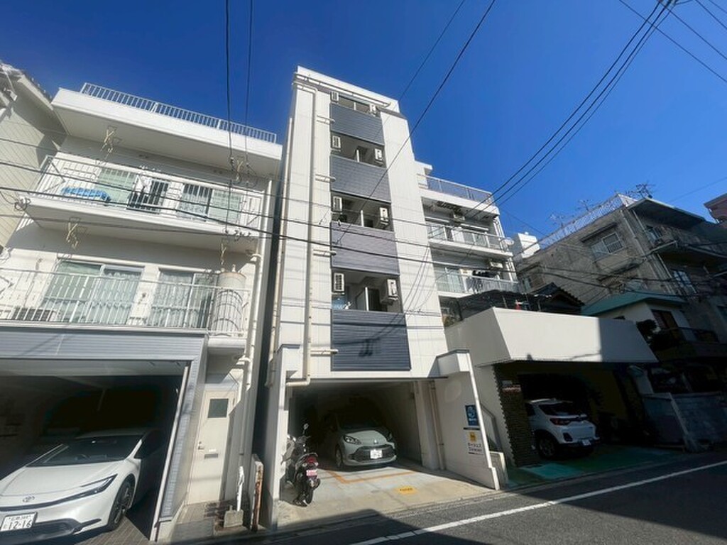 Single Room Vacant Near Hondori(Hiroshima)