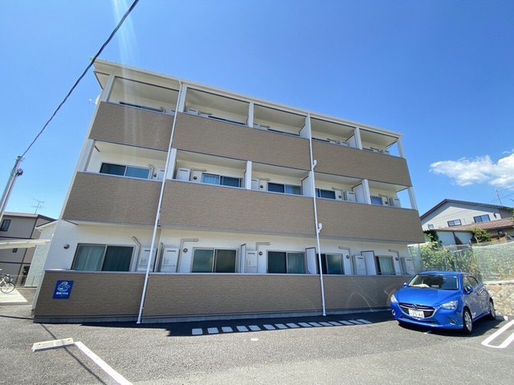 府中町八幡に2022年築のおススメ単身物件のご紹介です！