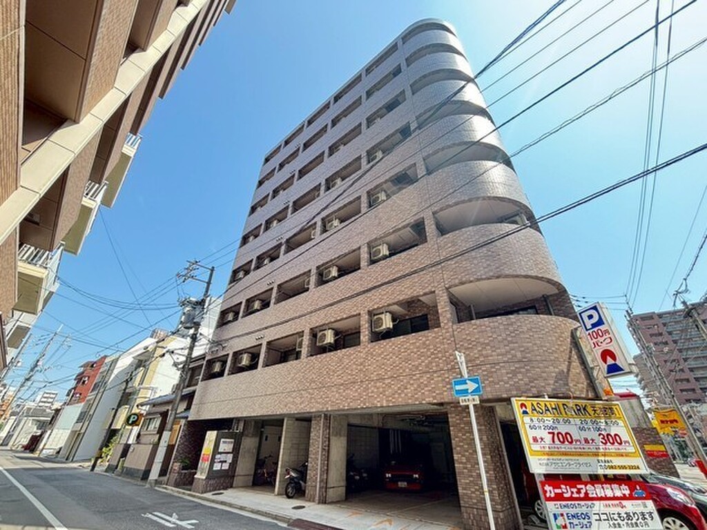 Room for Rent in Nishi-ku, Tenma-cho 