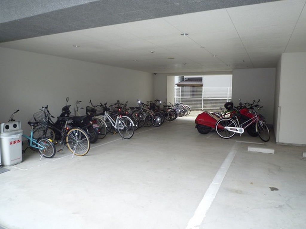 (12/22) 外観 (12/22) 外観