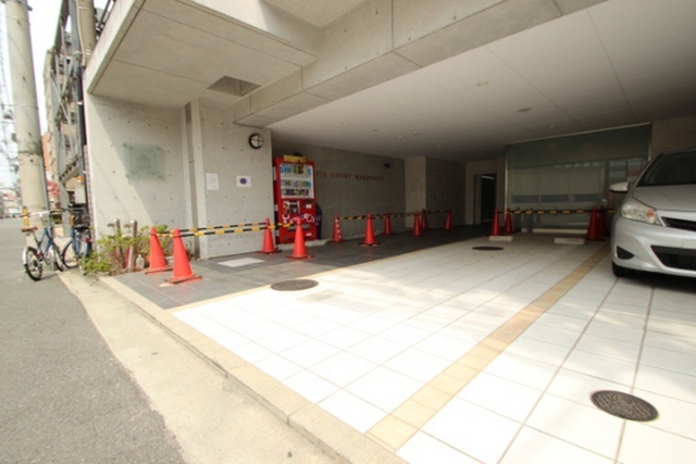 グラビスコート国泰寺