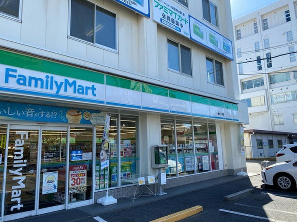 (21/22) コンビニ (21/22) コンビニ