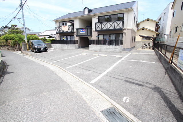 フレグランス山田