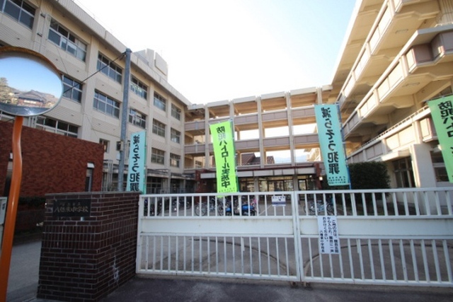 フルール a棟
