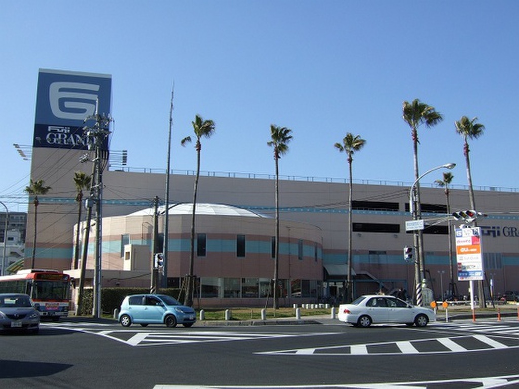 (15/18) ドラッグストア (15/18) ドラッグストア