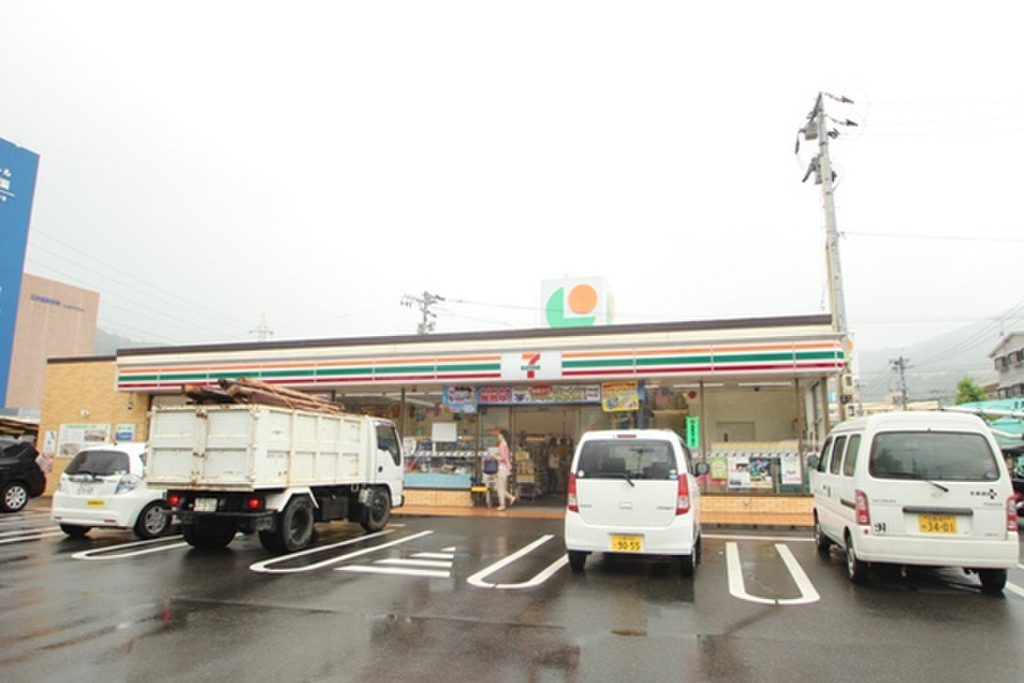 (19/23) コンビニ