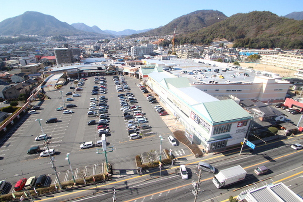 (17/23) ショッピングセンター (17/23) ショッピングセンター