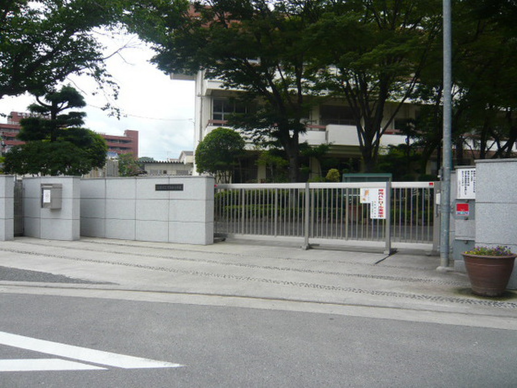 (15/19) 小学校 (15/19) 小学校