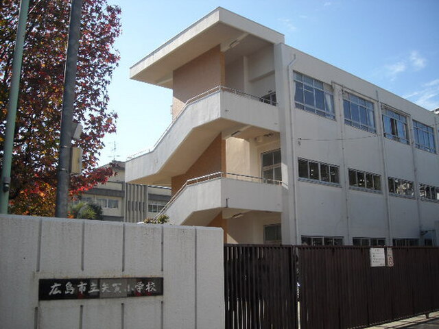 ハイツ矢賀新町Ⅱ