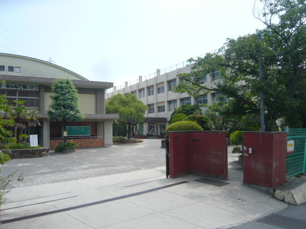 (22/25) 小学校 (22/25) 小学校