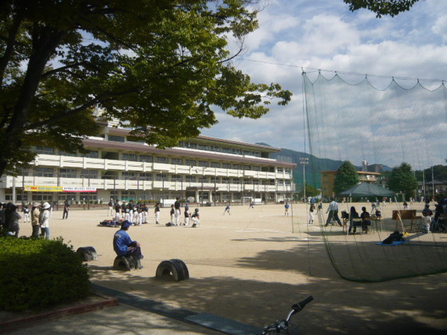 山田ビル(八木9)