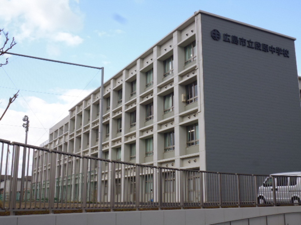 (19/22) 図書館 (19/22) 図書館