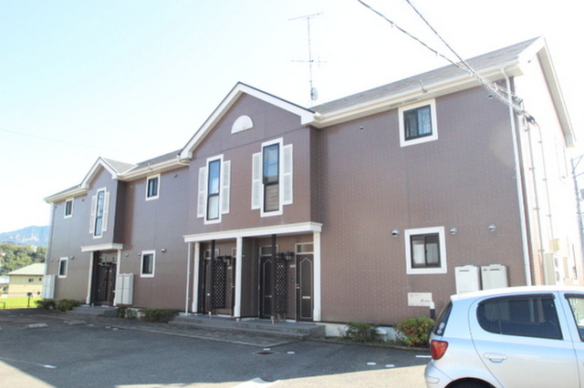 ソレアード石井 B