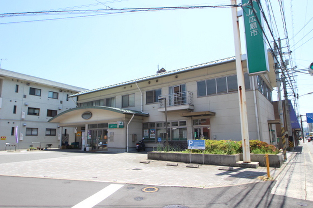 (25/26) 銀行 (25/26) 銀行