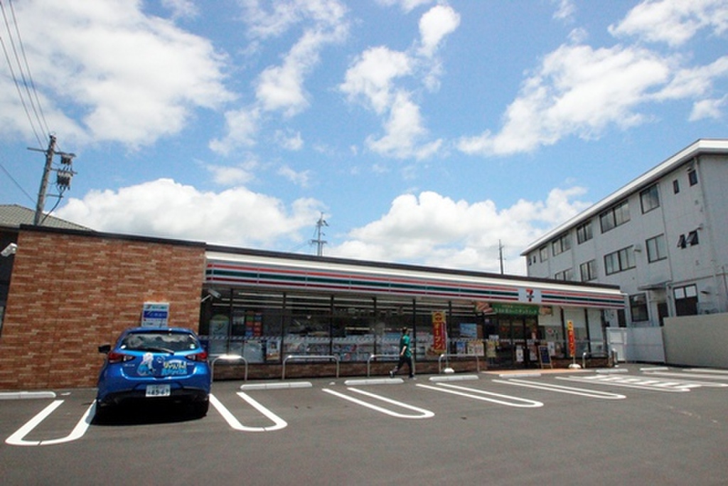 (18/24) コンビニ