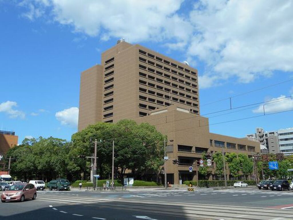 (21/22) 役所 (21/22) 役所