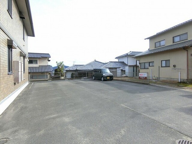 リビングタウン山本 B棟