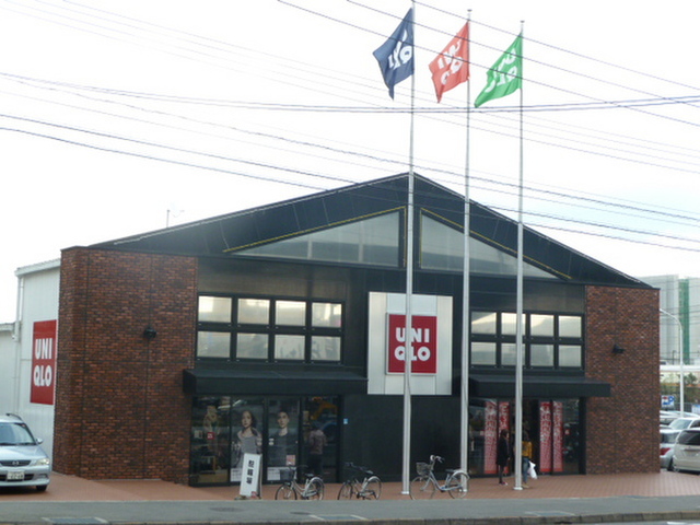 山岡アムールビル