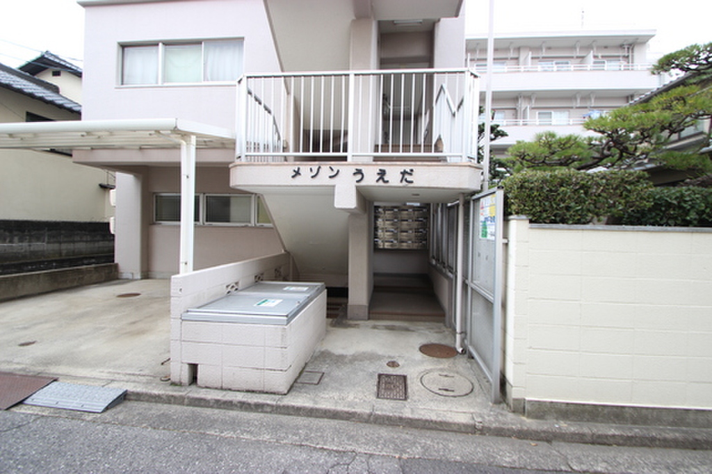 (10/18) 外観 (10/18) 外観