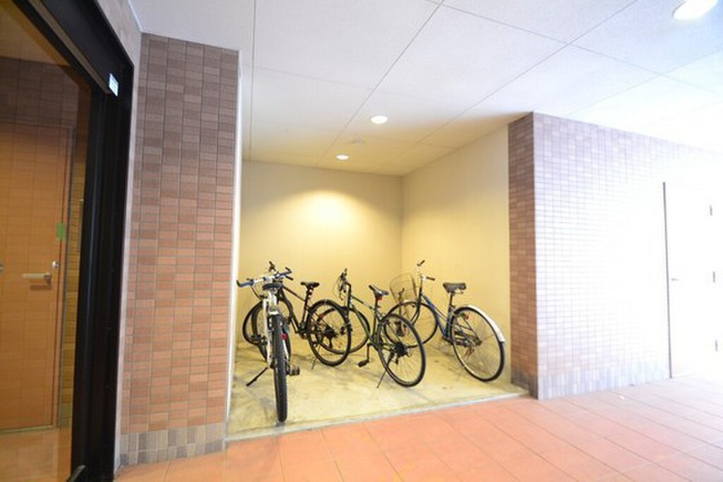 (2/9) 外観 (2/9) 外観