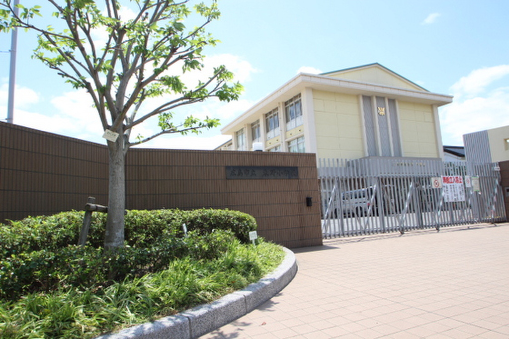 (20/23) 小学校