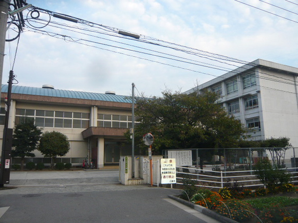 (25/28) 小学校 (25/28) 小学校