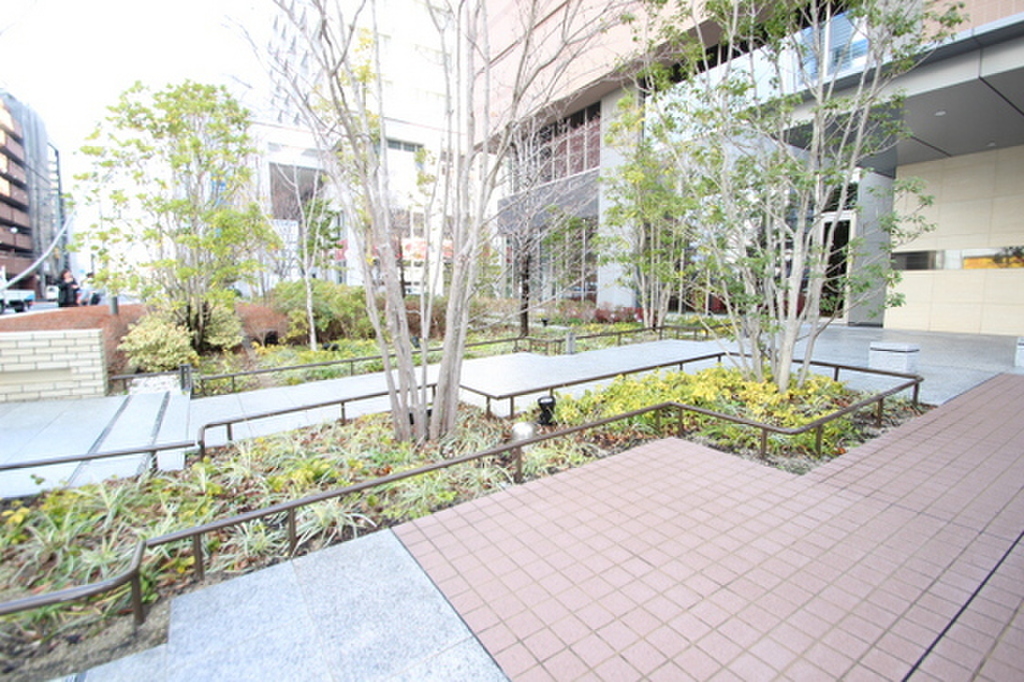 (2/12) 外観 (2/12) 外観