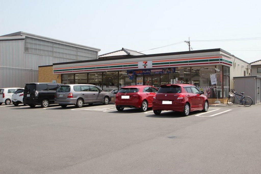 (17/21) コンビニ (17/21) コンビニ