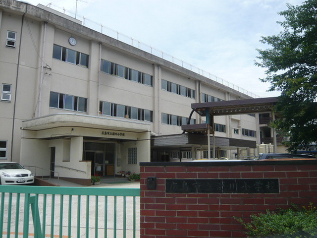 グランドハイツ深川