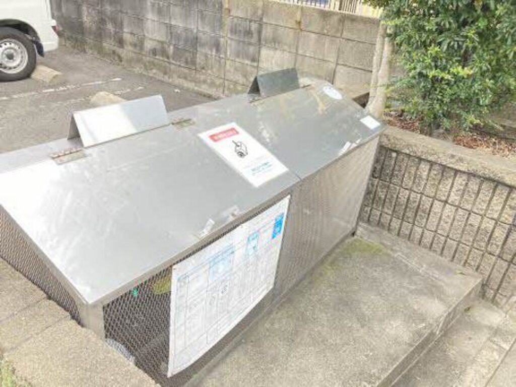 (16/22) 外観