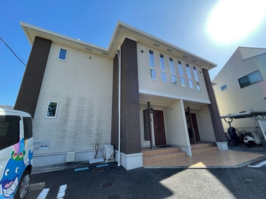★人気エリア海田★バス停まで徒歩４分★2LDKのペット可広々物件★