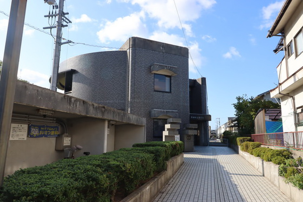 (28/28) 図書館