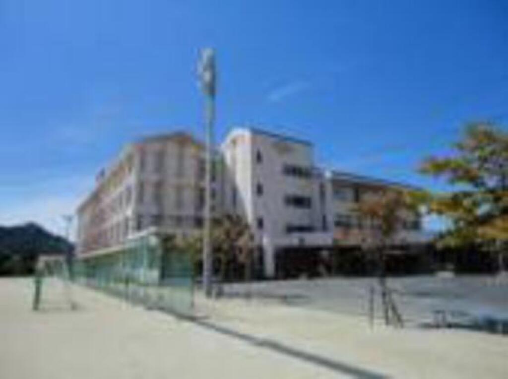 (14/20) 小学校 (14/20) 小学校