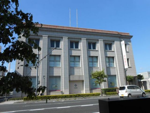 メゾン伊福町