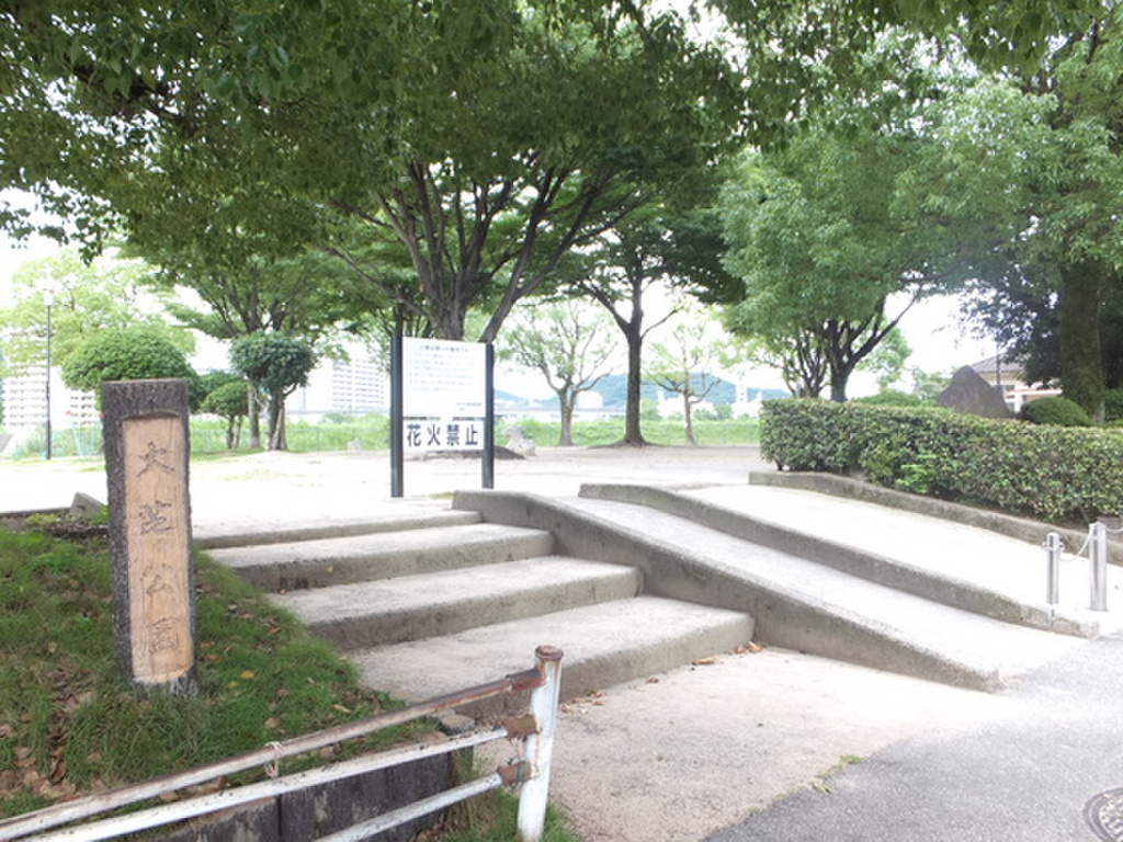 (29/30) 公園 (29/30) 公園