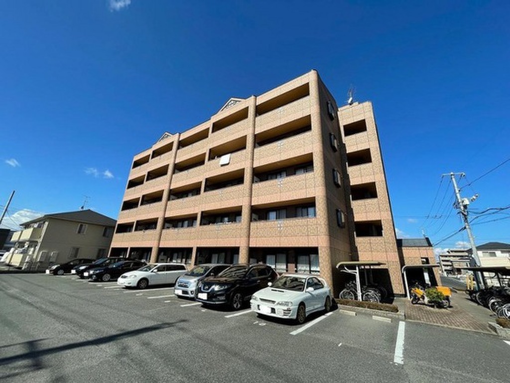 備前三門駅徒歩14分　オートロック付き　ネット使用無料