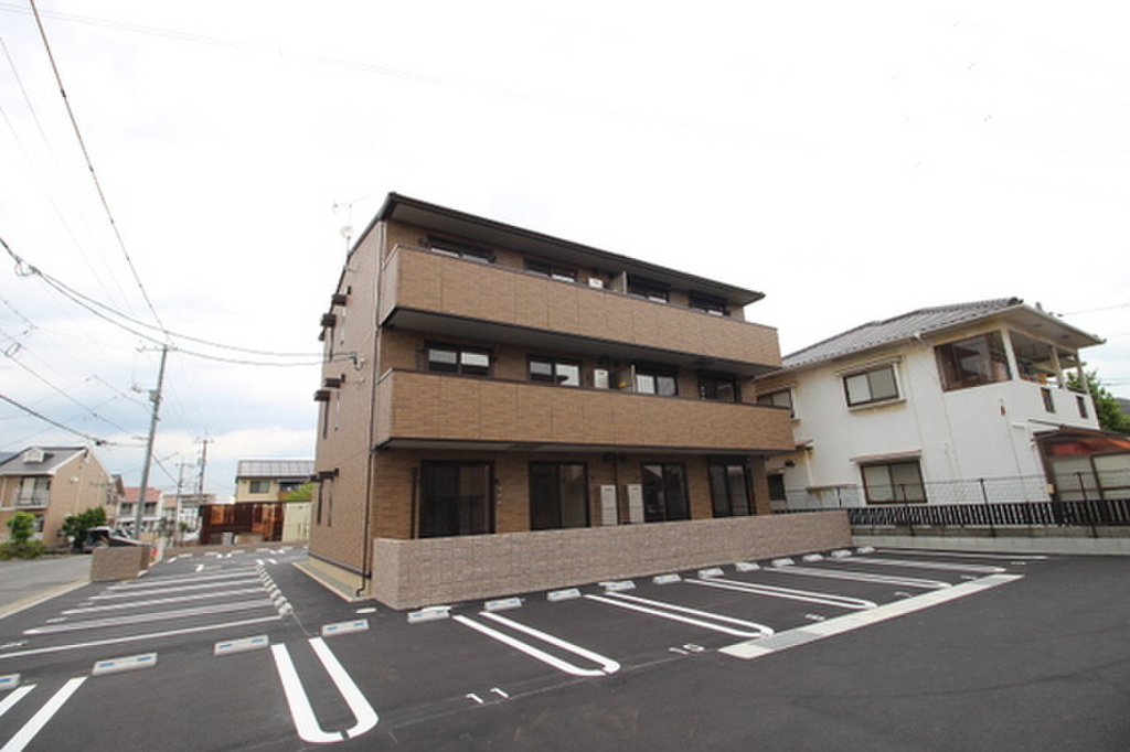 備前西市駅徒歩14分　オートロック付き　ネット使用無料