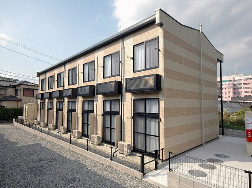 毎月の出費も安心。駅近＋設備充実で、“快適×手軽”な暮らしを。