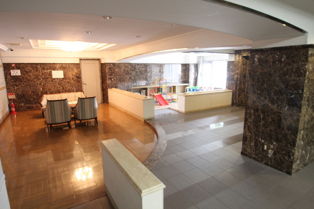 (2/5) 外観 (2/5) 外観