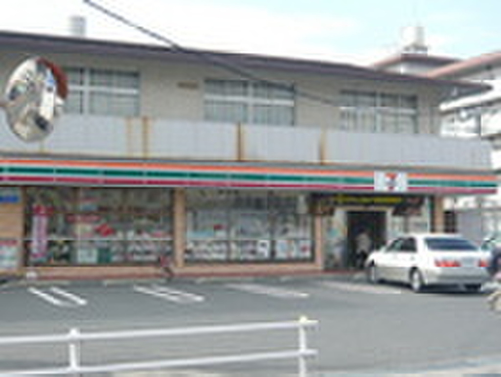 (18/20) コンビニ (18/20) コンビニ