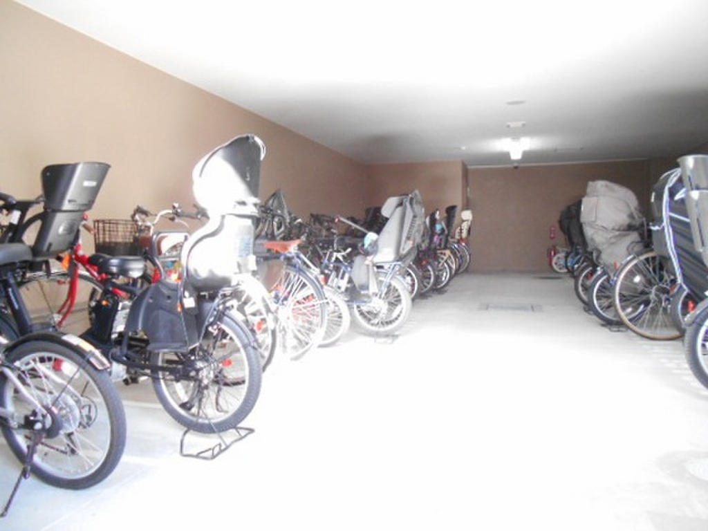 (3/9) 外観 (3/9) 外観