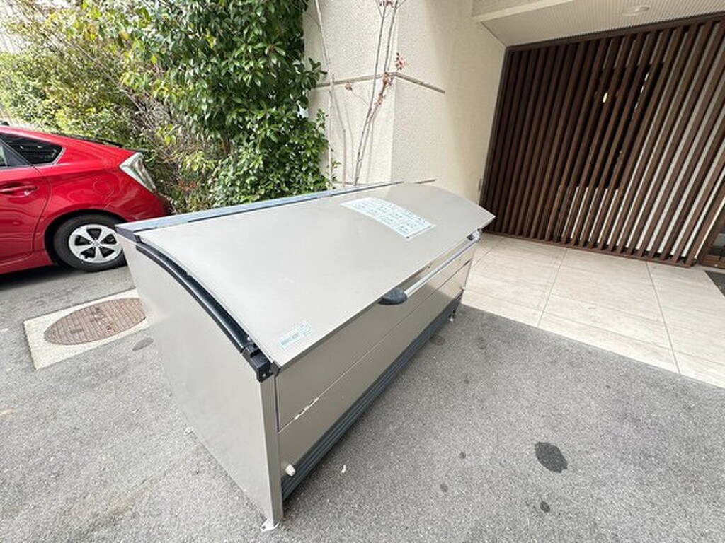 (10/18) 外観 (10/18) 外観