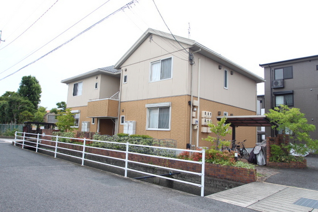 備前三門駅徒歩13分　駐車場1台無料　ネット使用無料