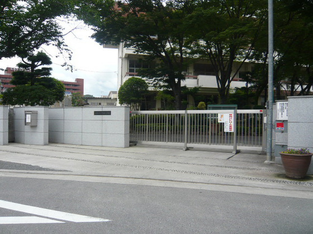 (3/7) 小学校 (3/7) 小学校