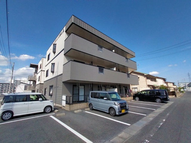 コートヴィレッジ若沼 A棟