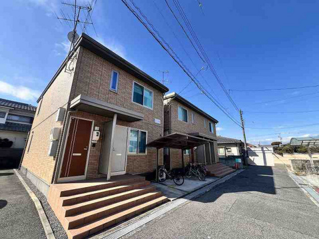 フルール壱番館 B