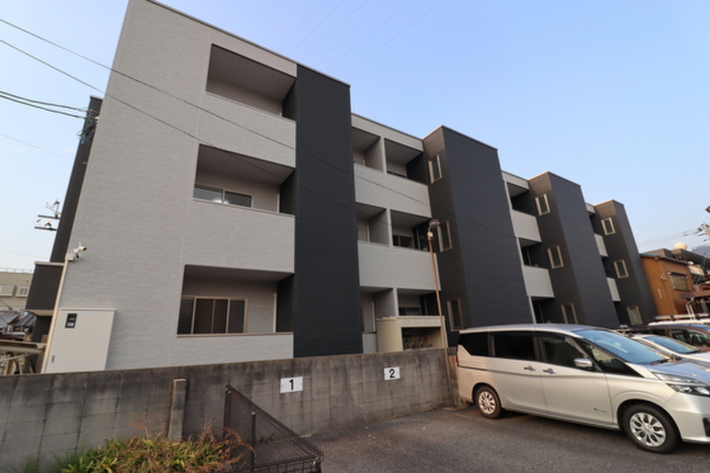 ★海田市まで徒歩７分★築浅1LDK★まもなく解禁！？