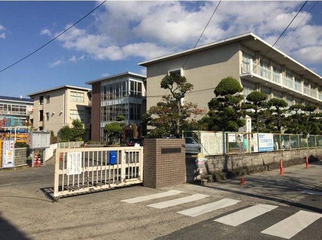 サンライフ泉田 B棟