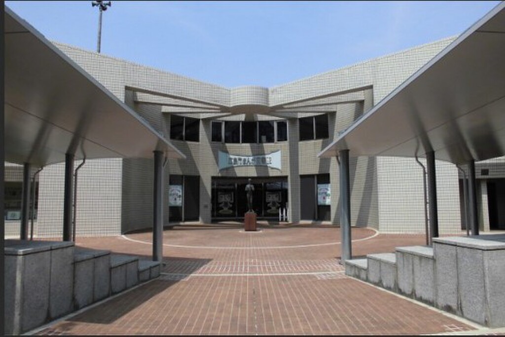 (22/23) 図書館