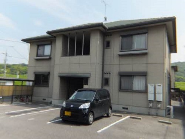 ナヴィールK 2棟